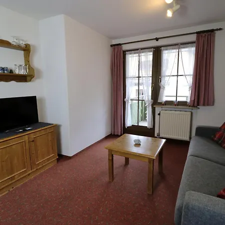 Apartment 12 - Ferienresidenz Roseneck, 2 Schlafzimmer, Mit Schwimmbad In Bei Feldberg Todtnauberg