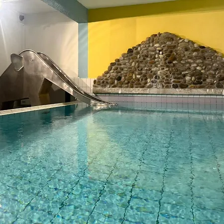 12 - Ferienresidenz Roseneck, 2 Schlafzimmer, Mit Schwimmbad In Bei Feldberg Apartamento